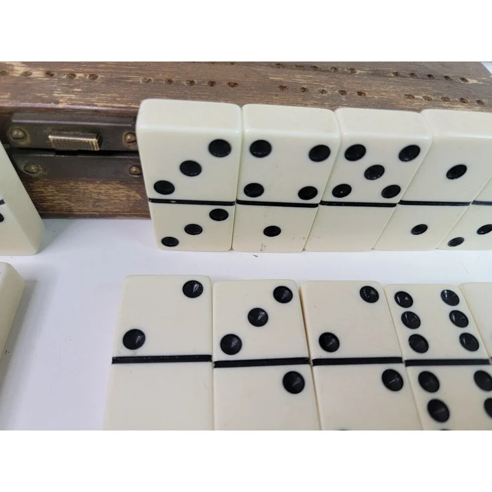 Vintage Wooden Cribbage Board Domino Set w/ Storage Box Pegs 28 Dominoes